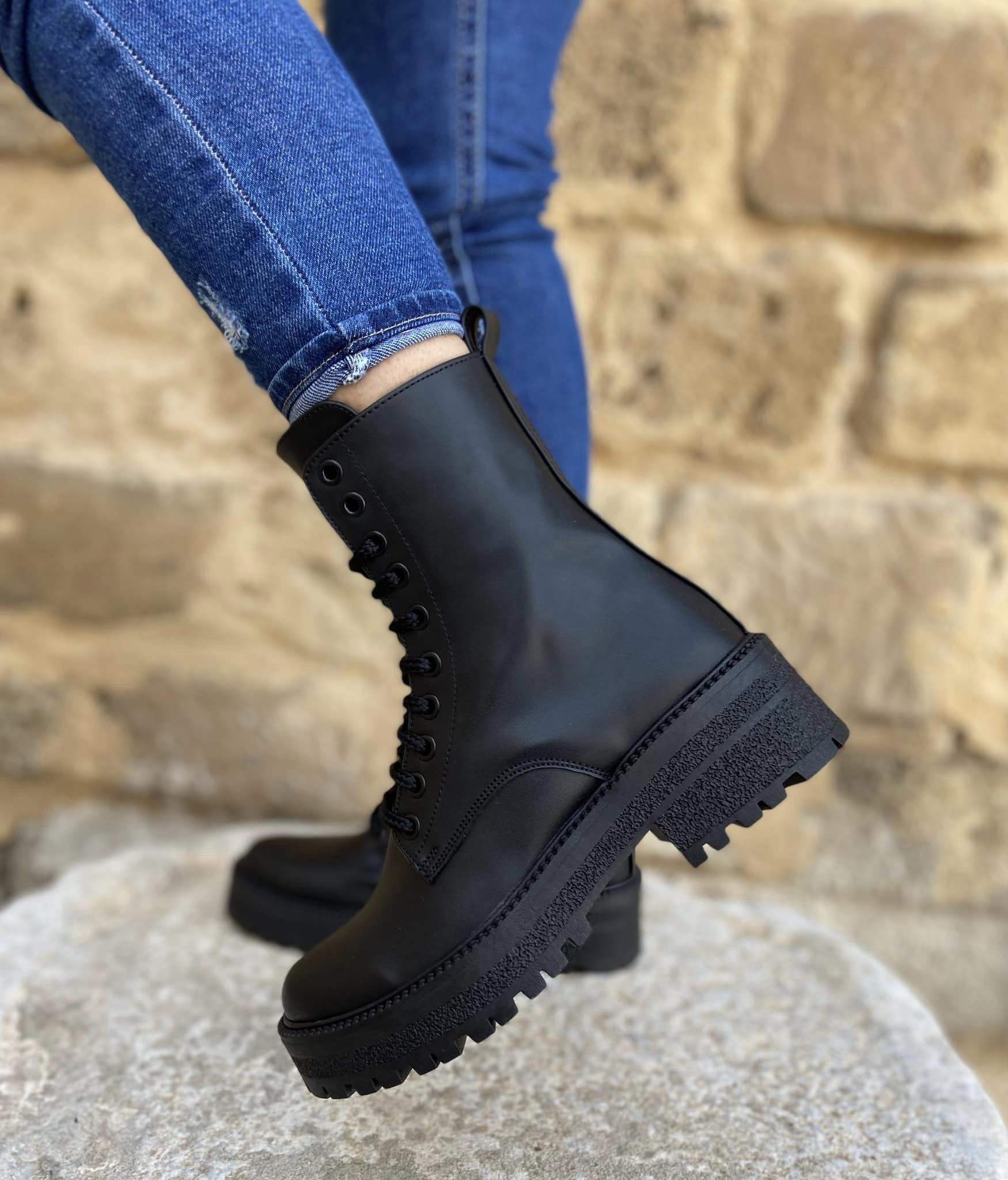 BOOTS NOIR ARYZO POUR FEMME